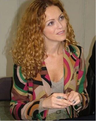Anna-Louise Plowman height profile photo