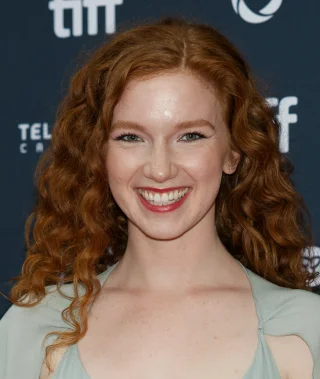 Annalise Basso height profile photo
