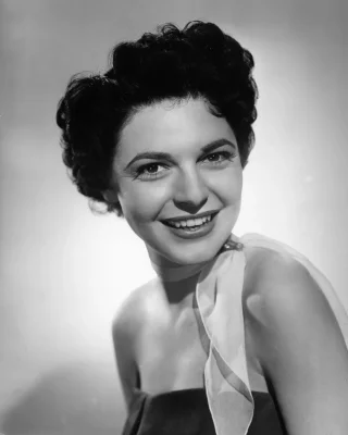 Anne Bancroft height profile photo