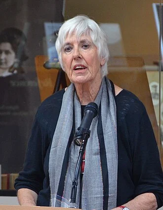 Anne Deveson height profile photo
