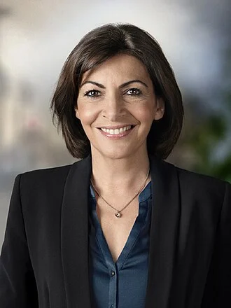Anne Hidalgo height profile photo