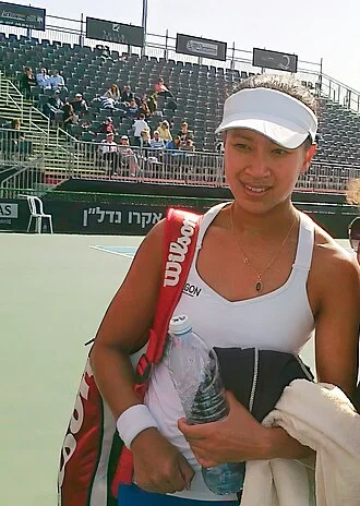 Anne Keothavong height profile photo