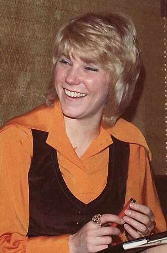 Anne Murray height profile photo