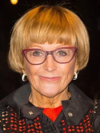 Anne Robinson height profile photo