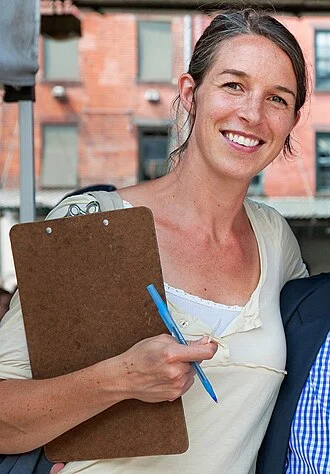 Anne Saxelby height profile photo