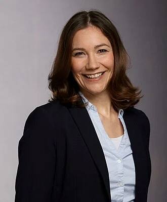 Anne Spiegel height profile photo