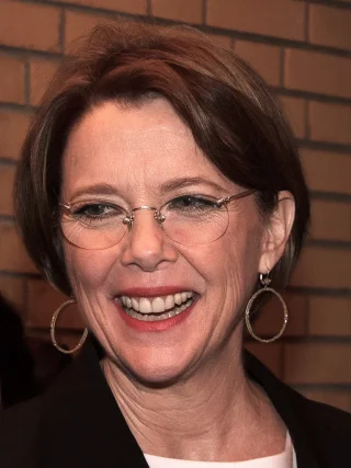 Annette Bening height profile photo