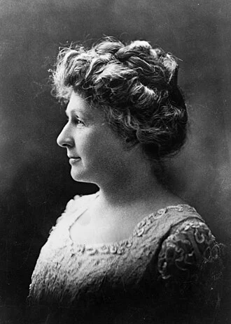 Annie Jump Cannon height profile photo