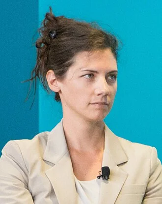Annie Lowrey height profile photo