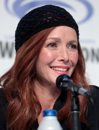 Annie Wersching height profile photo