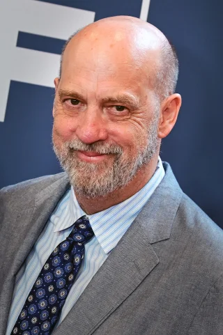 Anthony Edwards (actor) height profile photo