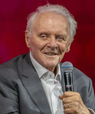 Anthony Hopkins height profile photo