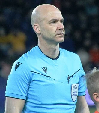 Anthony Taylor (referee) height profile photo