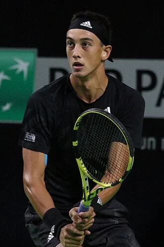 Antoine Hoang height profile photo