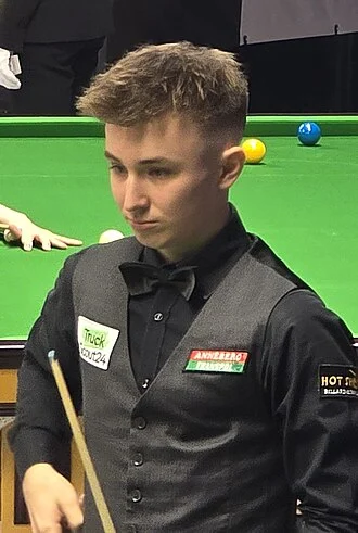 Antoni Kowalski height profile photo