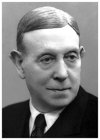 António Egas Moniz height profile photo