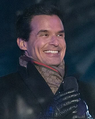 Antonio Sabàto Jr. height profile photo