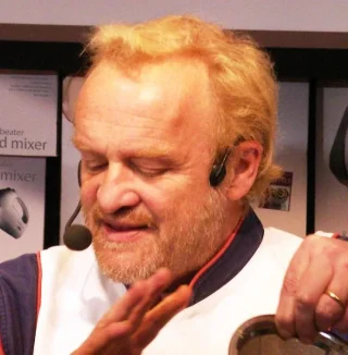 Antony Worrall Thompson height profile photo