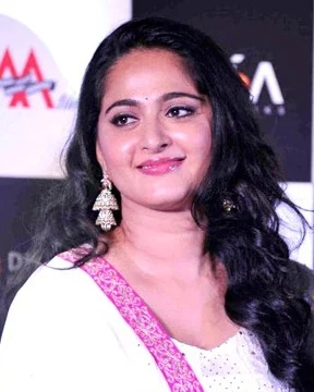 Anushka Shetty height profile photo