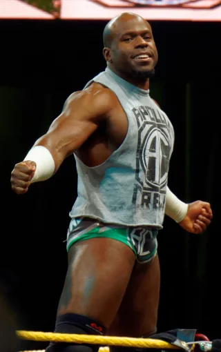 Apollo Crews height profile photo