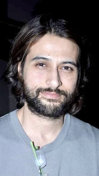 Apurva Agnihotri height profile photo