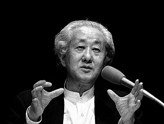 Arata Isozaki height profile photo