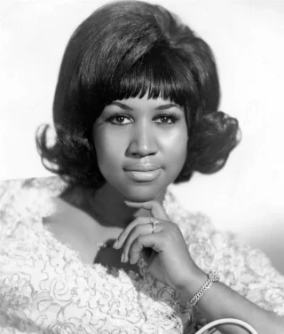 Aretha Franklin height profile photo