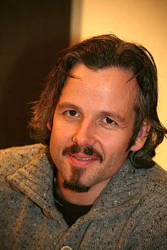 Ari Behn height profile photo