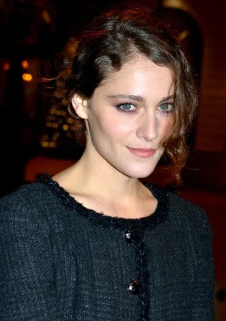 Ariane Labed height profile photo