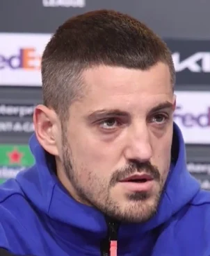 Arijan Ademi height profile photo
