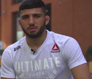 Arman Tsarukyan height profile photo