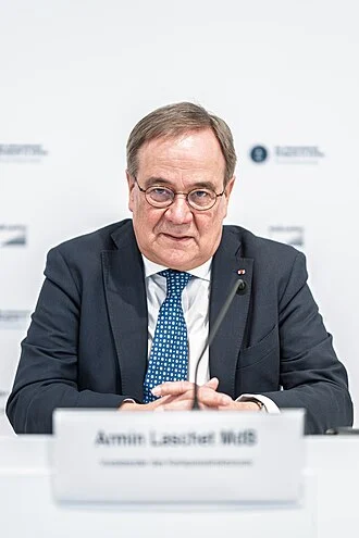 Armin Laschet height profile photo