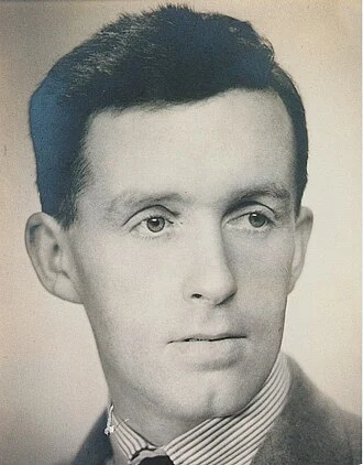 Arnold Ridley height profile photo