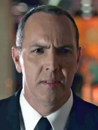 Arnold Vosloo height profile photo