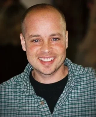 Aron Eisenberg height profile photo