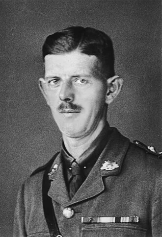 Arthur Blackburn height profile photo