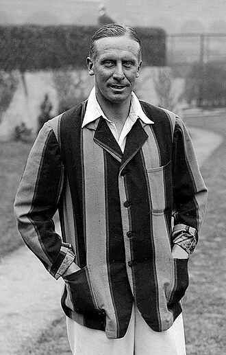 Arthur Gilligan height profile photo
