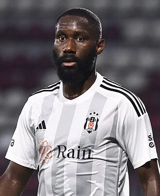 Arthur Masuaku height profile photo
