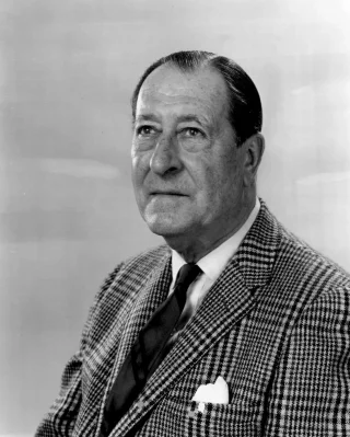 Arthur Treacher height profile photo