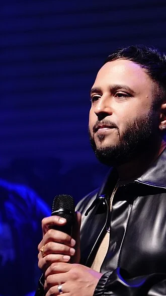 Ash King height profile photo