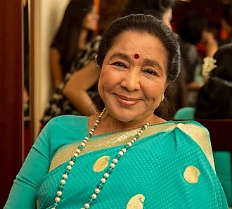 Asha Bhosle height profile photo
