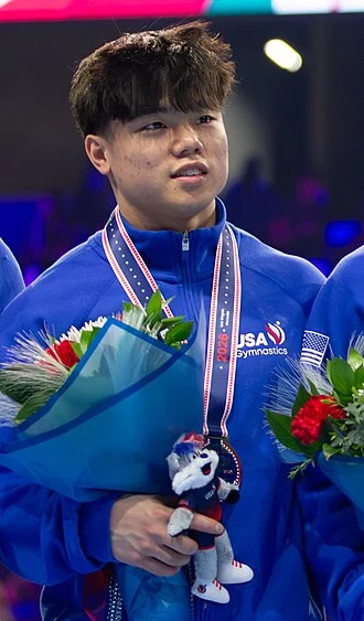 Asher Hong height profile photo