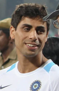 Ashish Nehra height profile photo