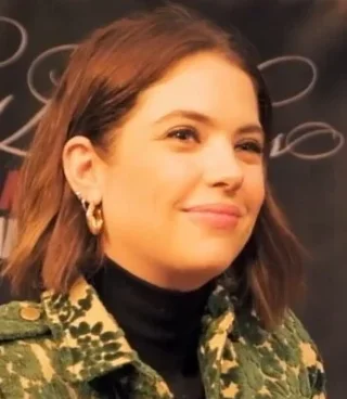 Ashley Benson height profile photo