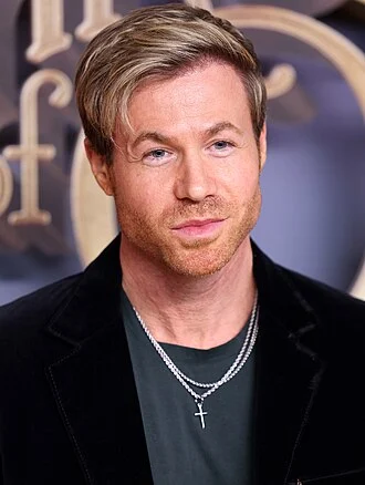 Ashley Parker Angel height profile photo