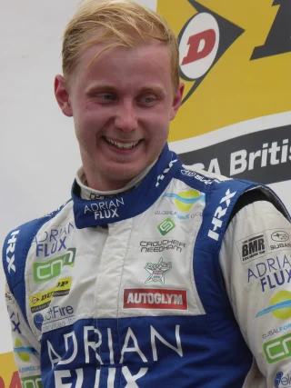Ashley Sutton height profile photo