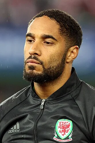 Ashley Williams (footballer) height profile photo