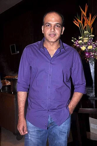Ashutosh Gowariker height profile photo