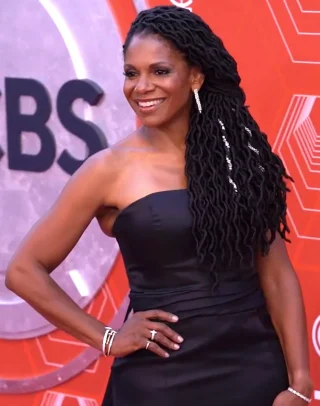 Audra McDonald height profile photo