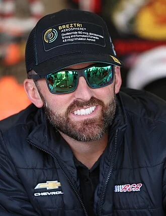 Austin Dillon height profile photo